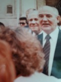 Гид Лидия Шитикова (в бел.кофте) переводит встречу М.С.Горбачева с японскими журналистами. 1991г.